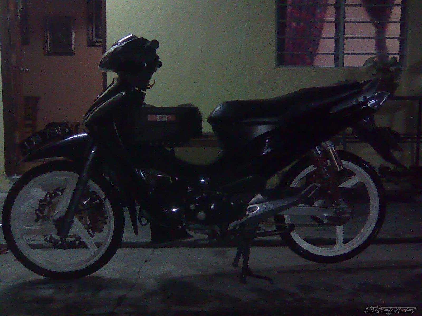 Photo 1832485