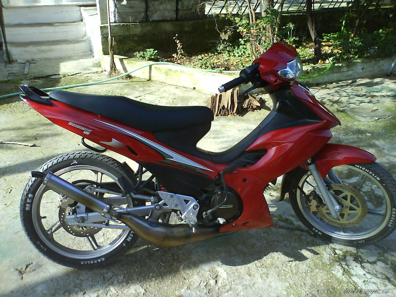 Photo 1832534