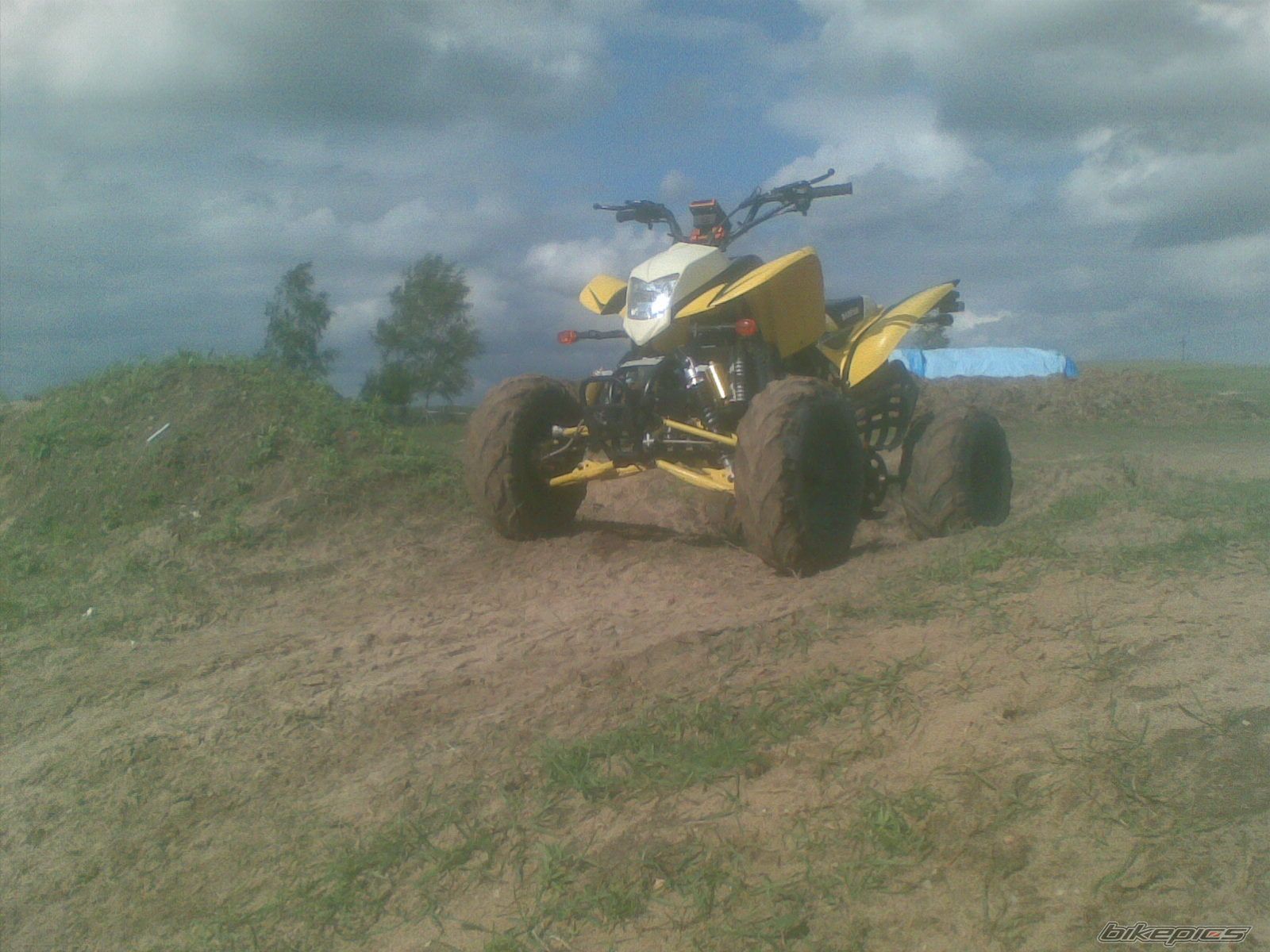 Photo 1832742