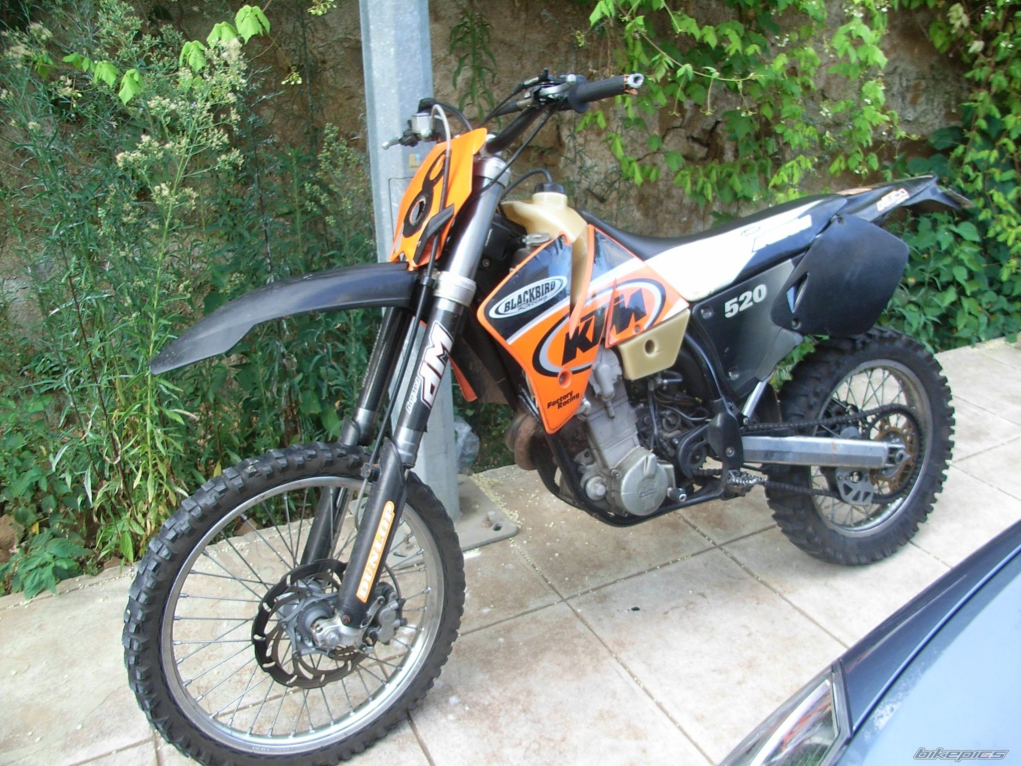Photo 1832770