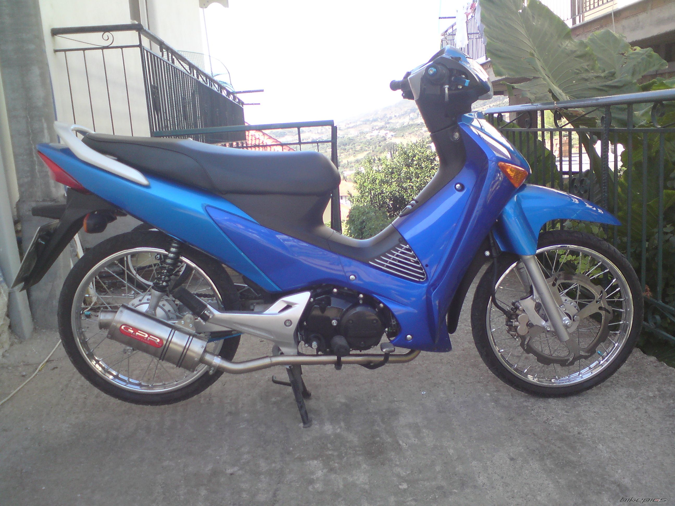 Photo 1832771