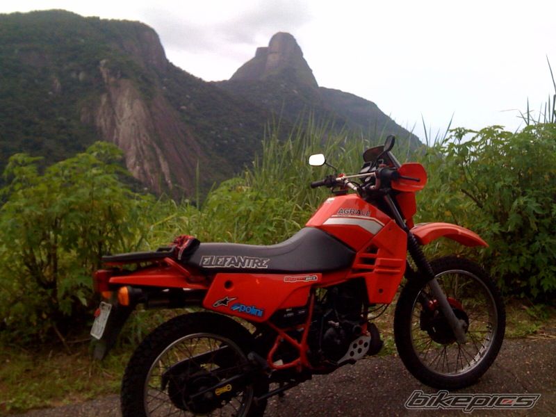 Photo 1832878
