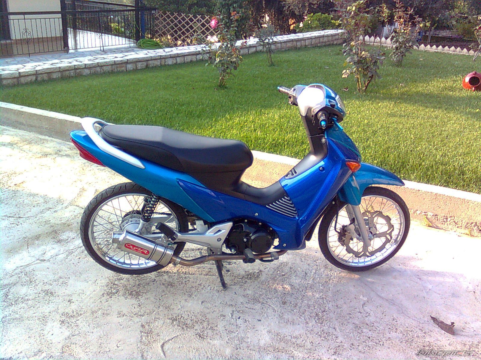 Photo 1832904
