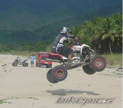 Photo 1833243