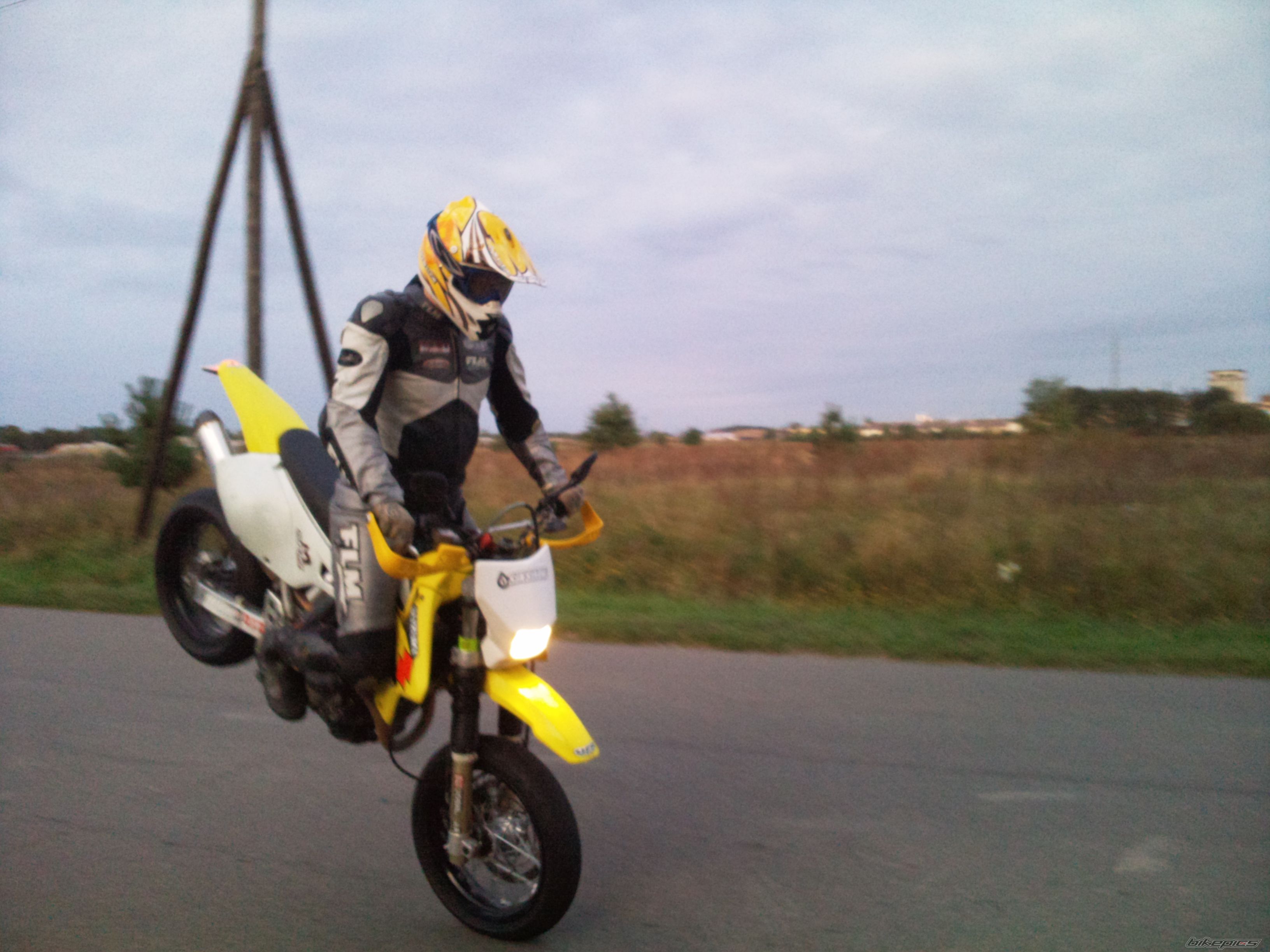 Photo 1833387