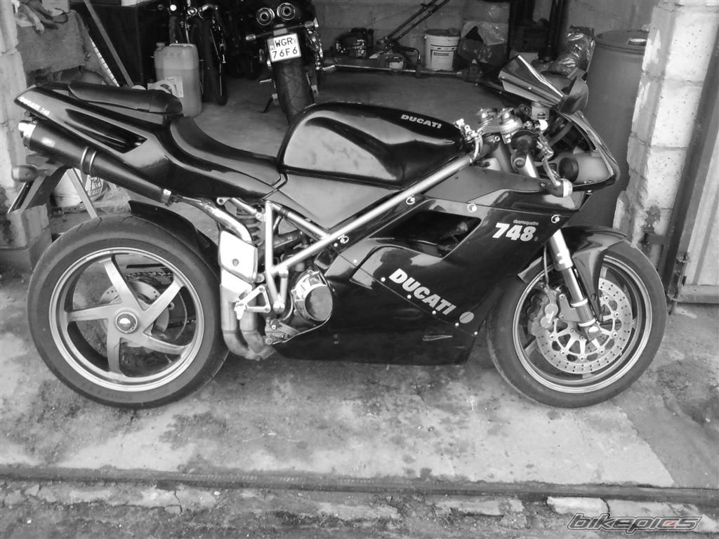 Photo 1833583