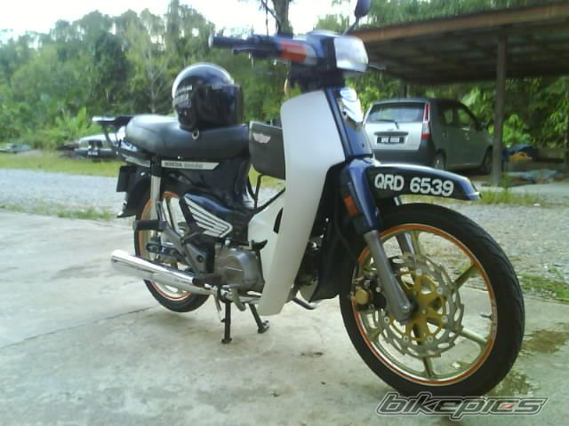 Photo 1833597