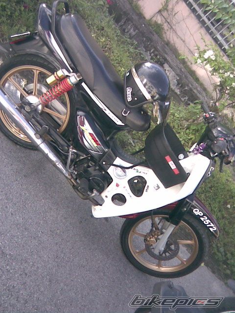 Photo 1833615