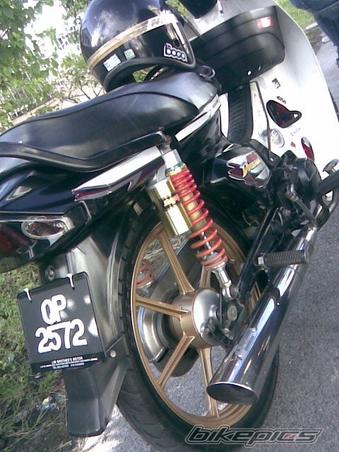Photo 1833617