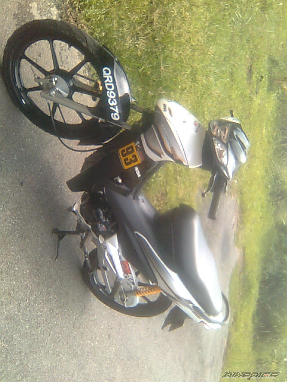 Photo 1833636