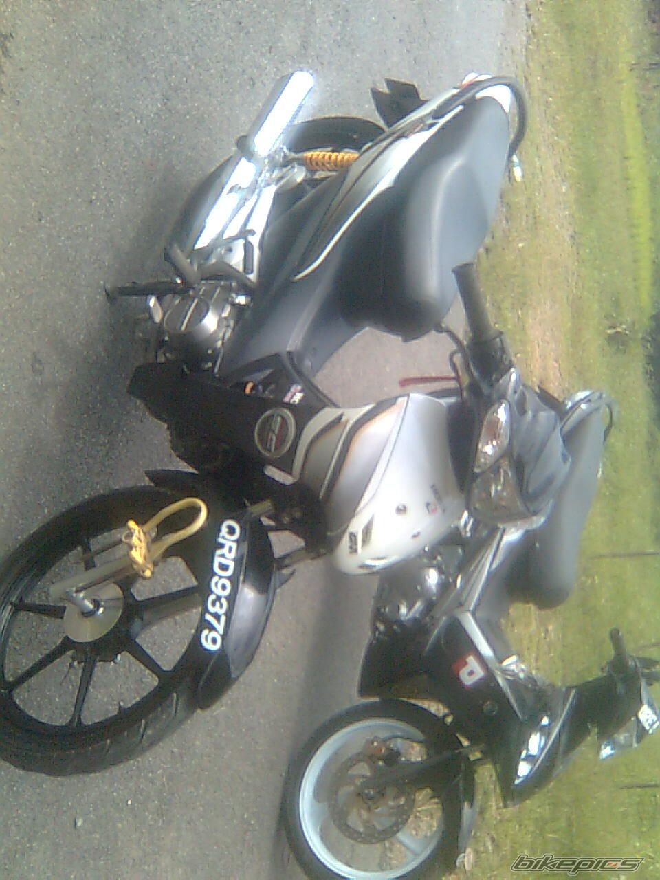 Photo 1833638