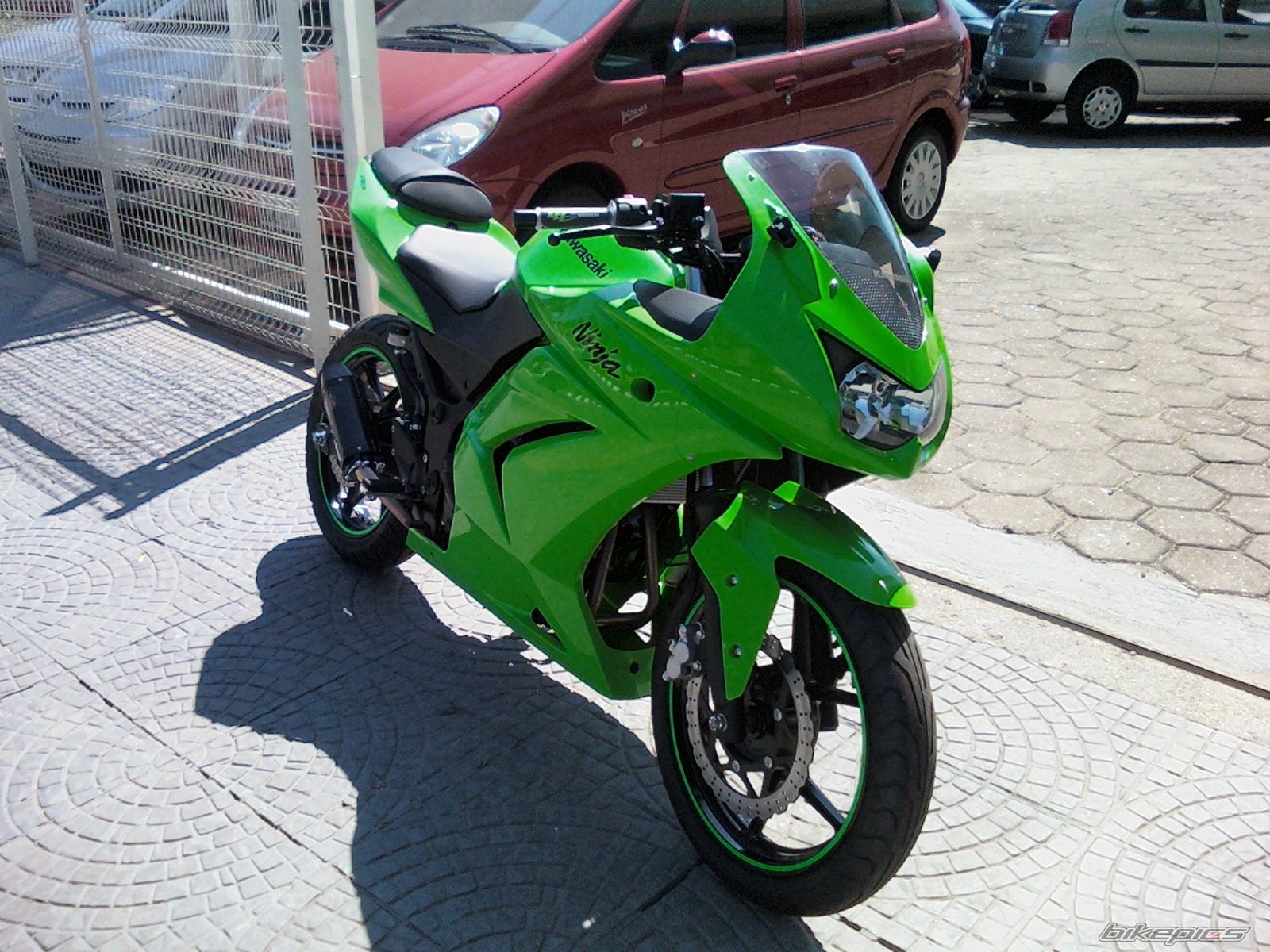 Photo 1833731