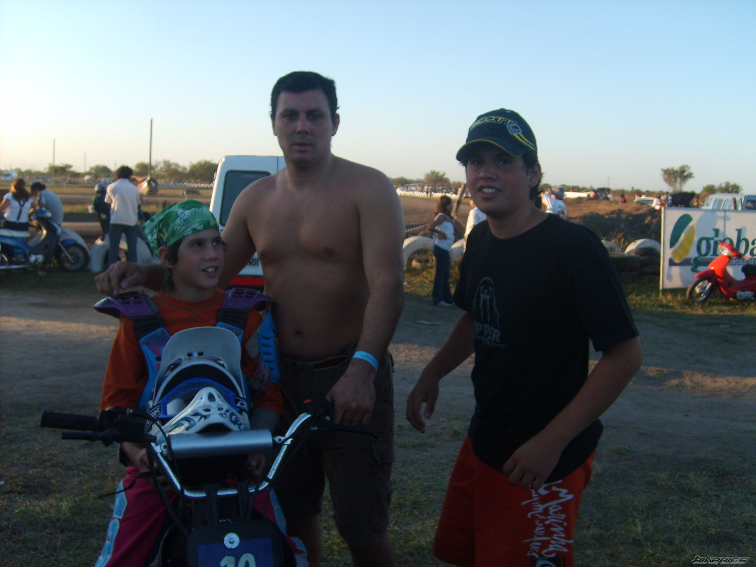 Photo 1833860
