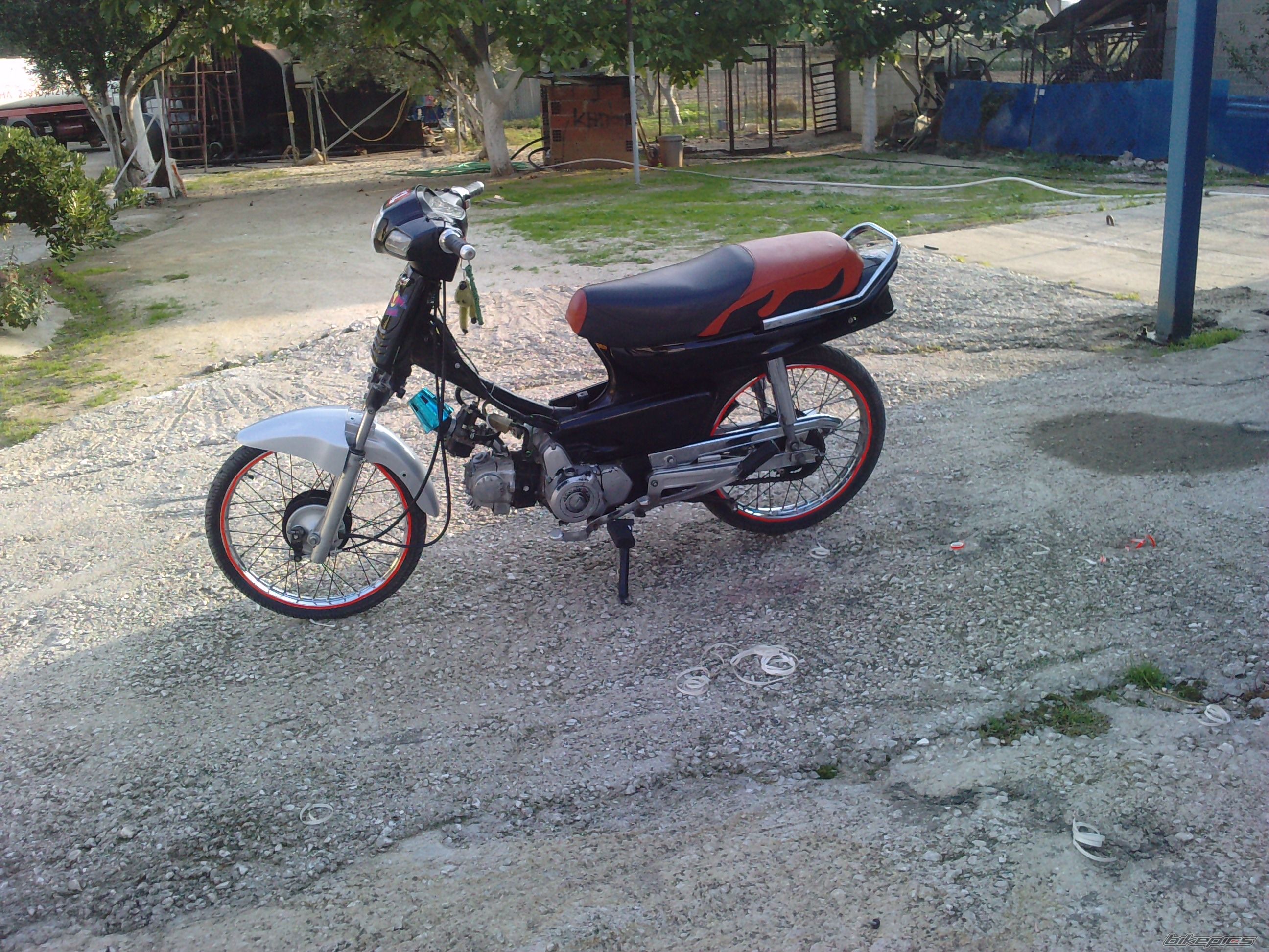 Photo 1833924