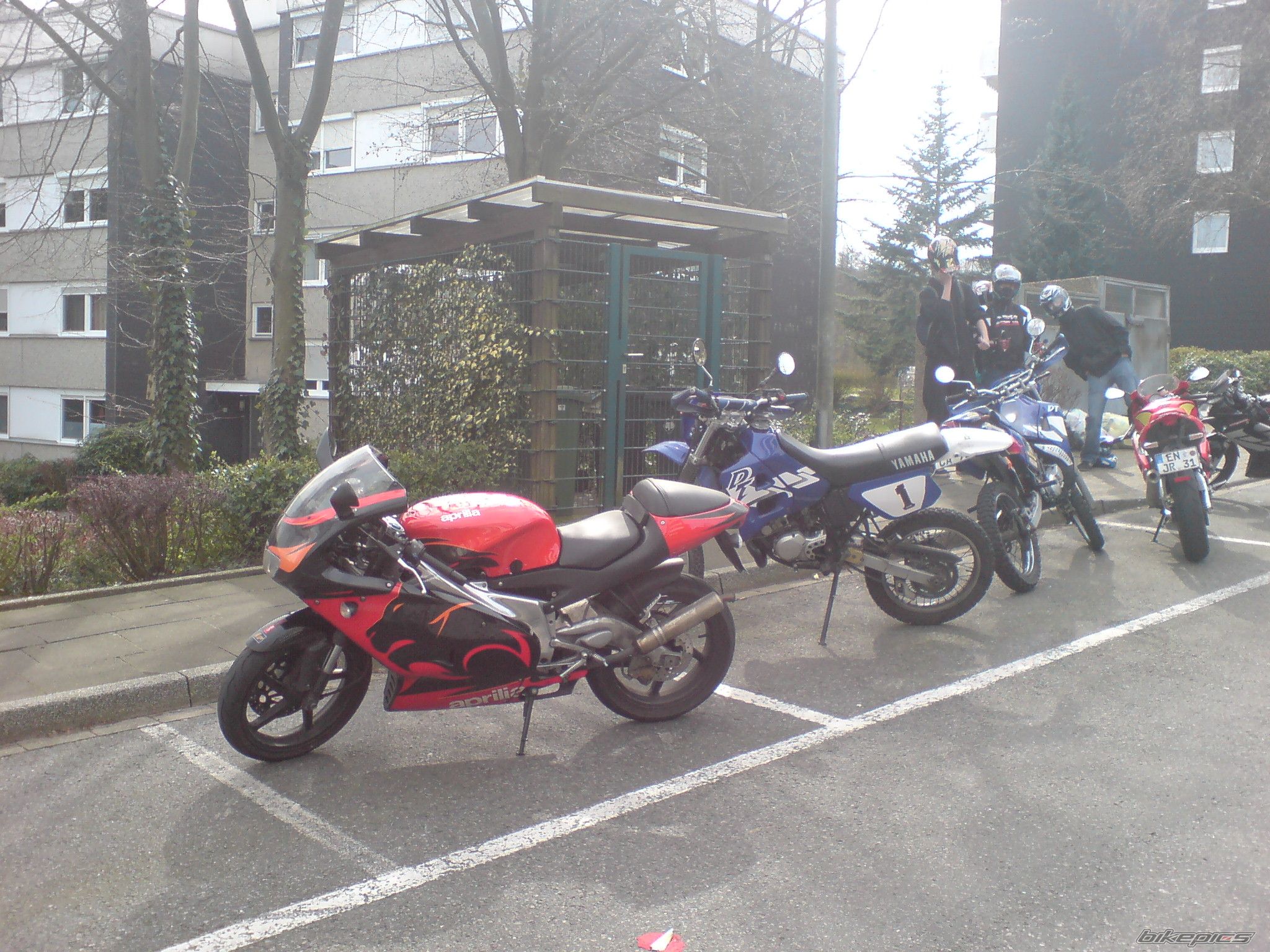 Photo 1833984
