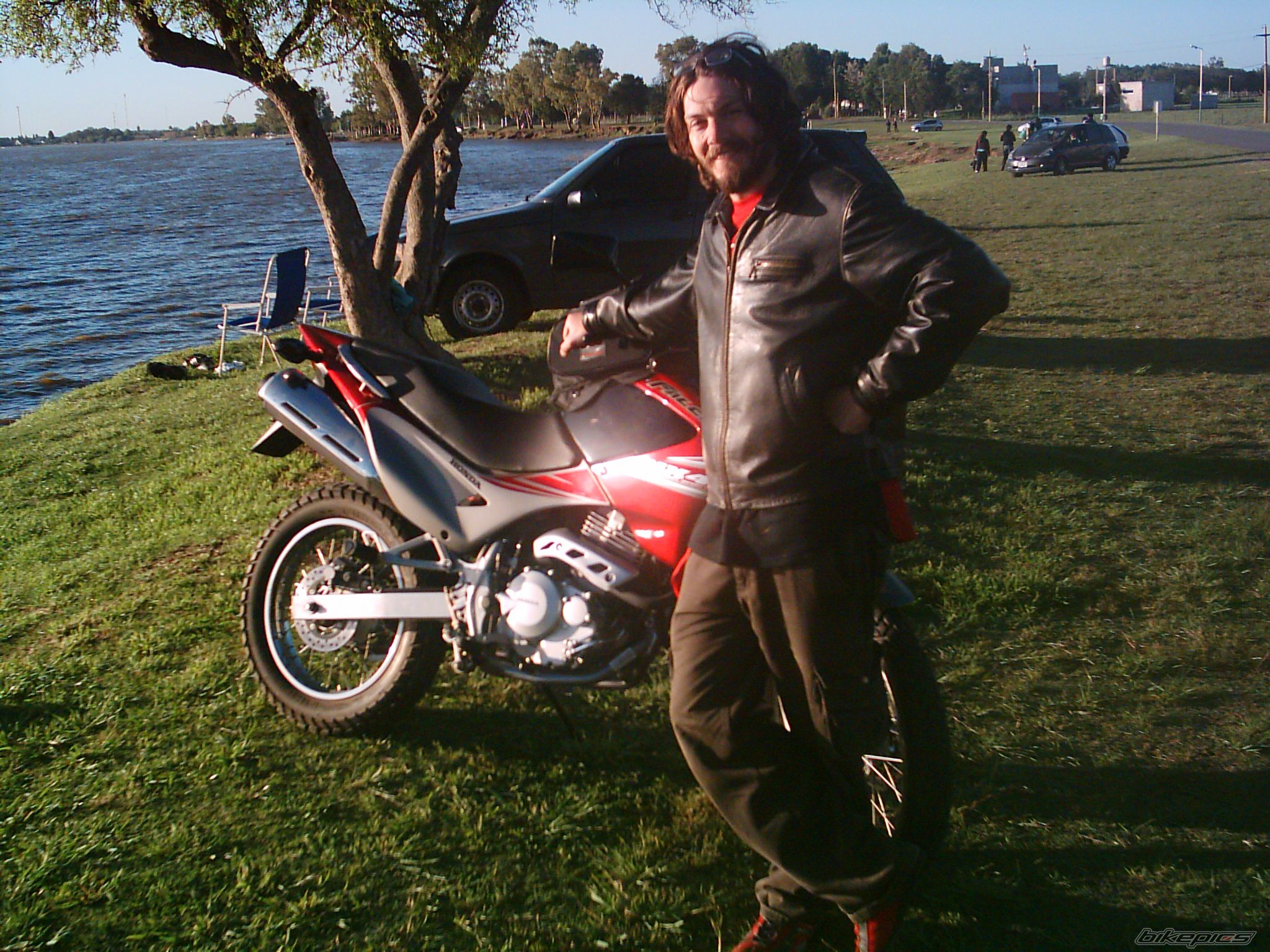 Photo 1834059