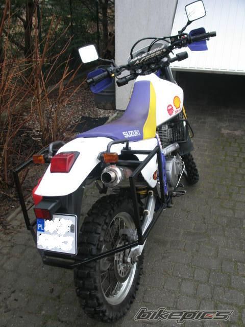 Photo 1834111