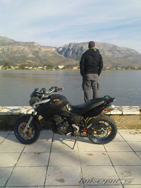 Photo 1834182