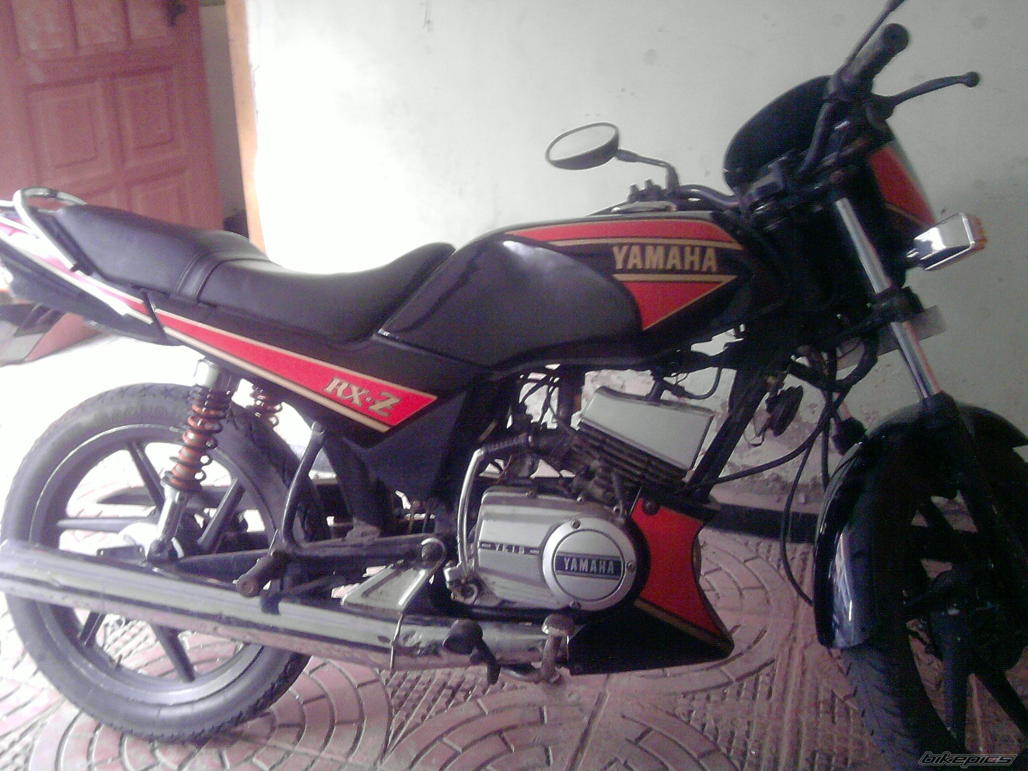 Photo 1834293