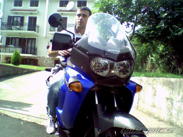 Photo 1834460