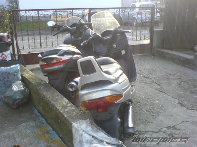 Photo 1834551