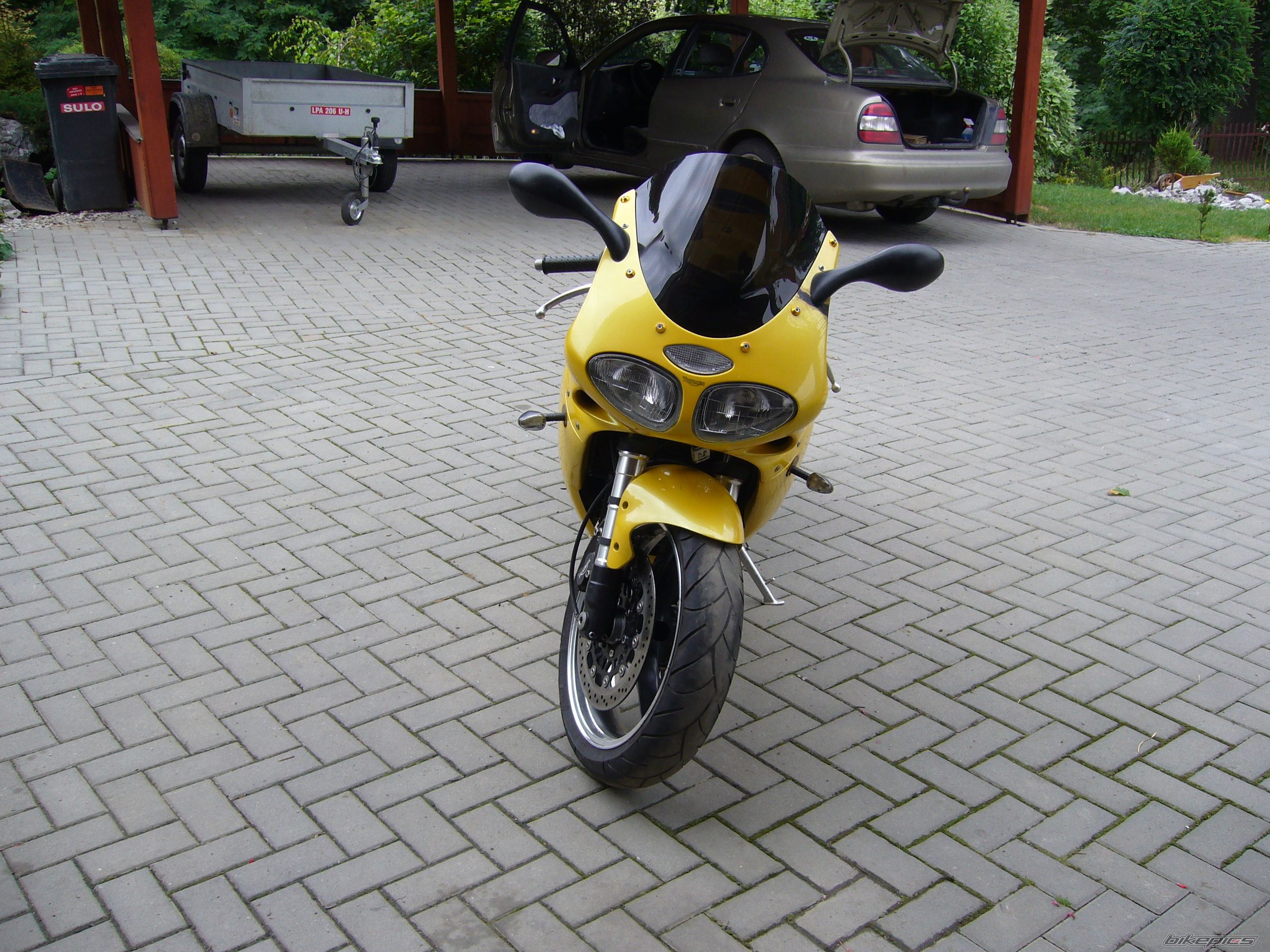 Photo 1834560