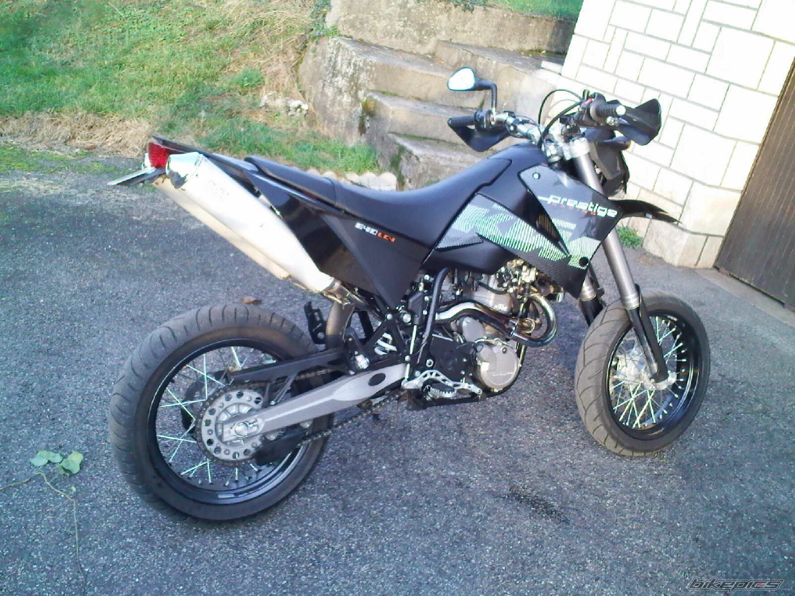 Photo 1834820