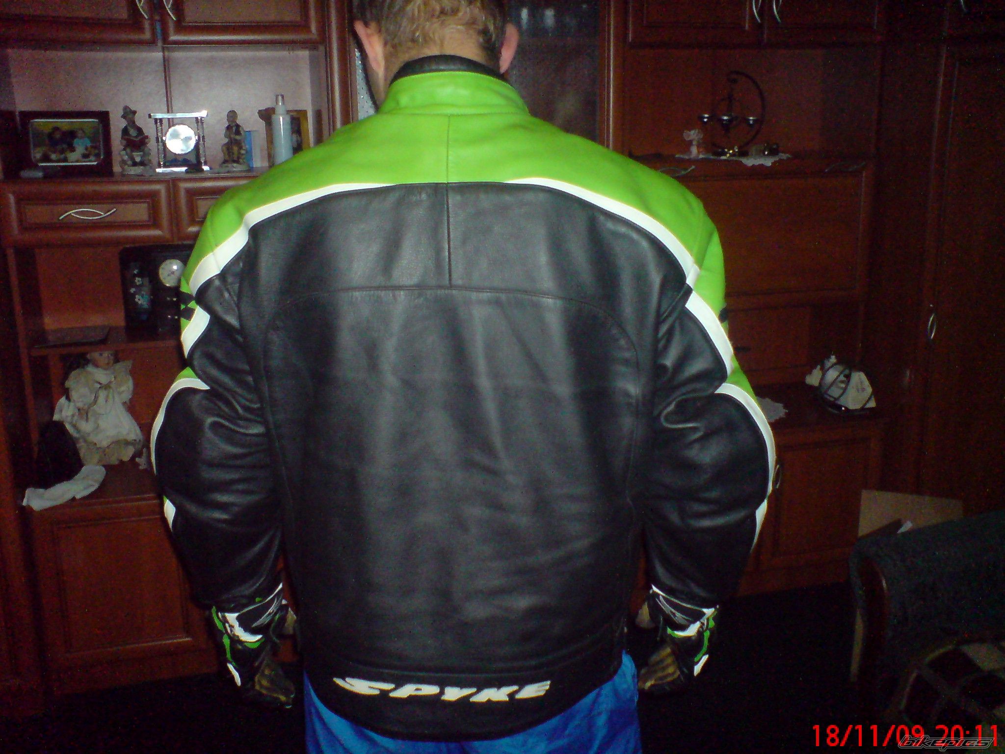 Photo 1834909