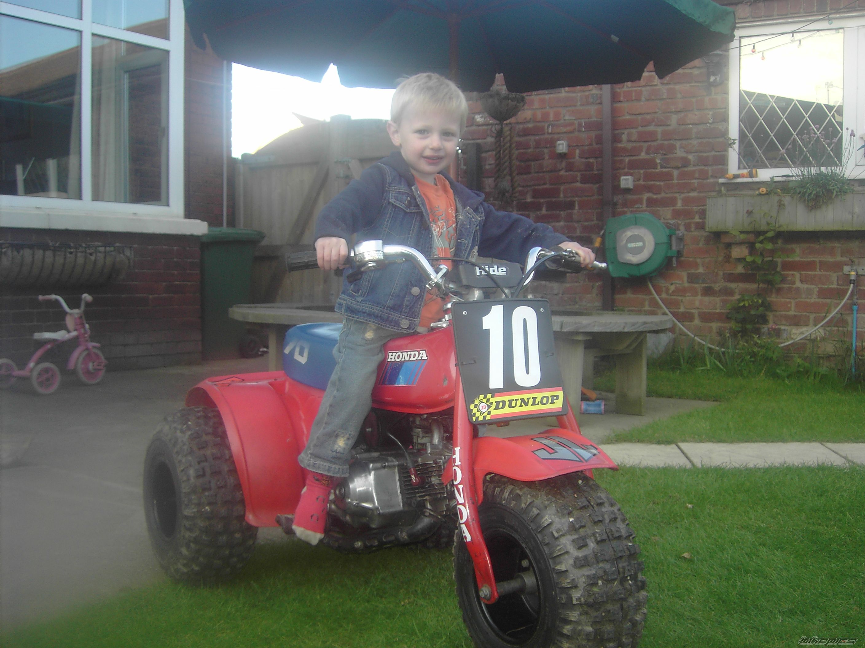 Photo 1835056