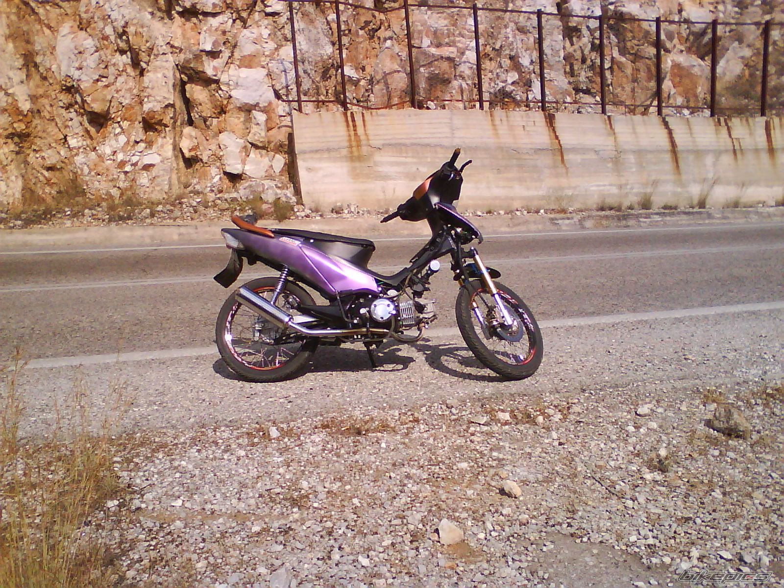 Photo 1835069