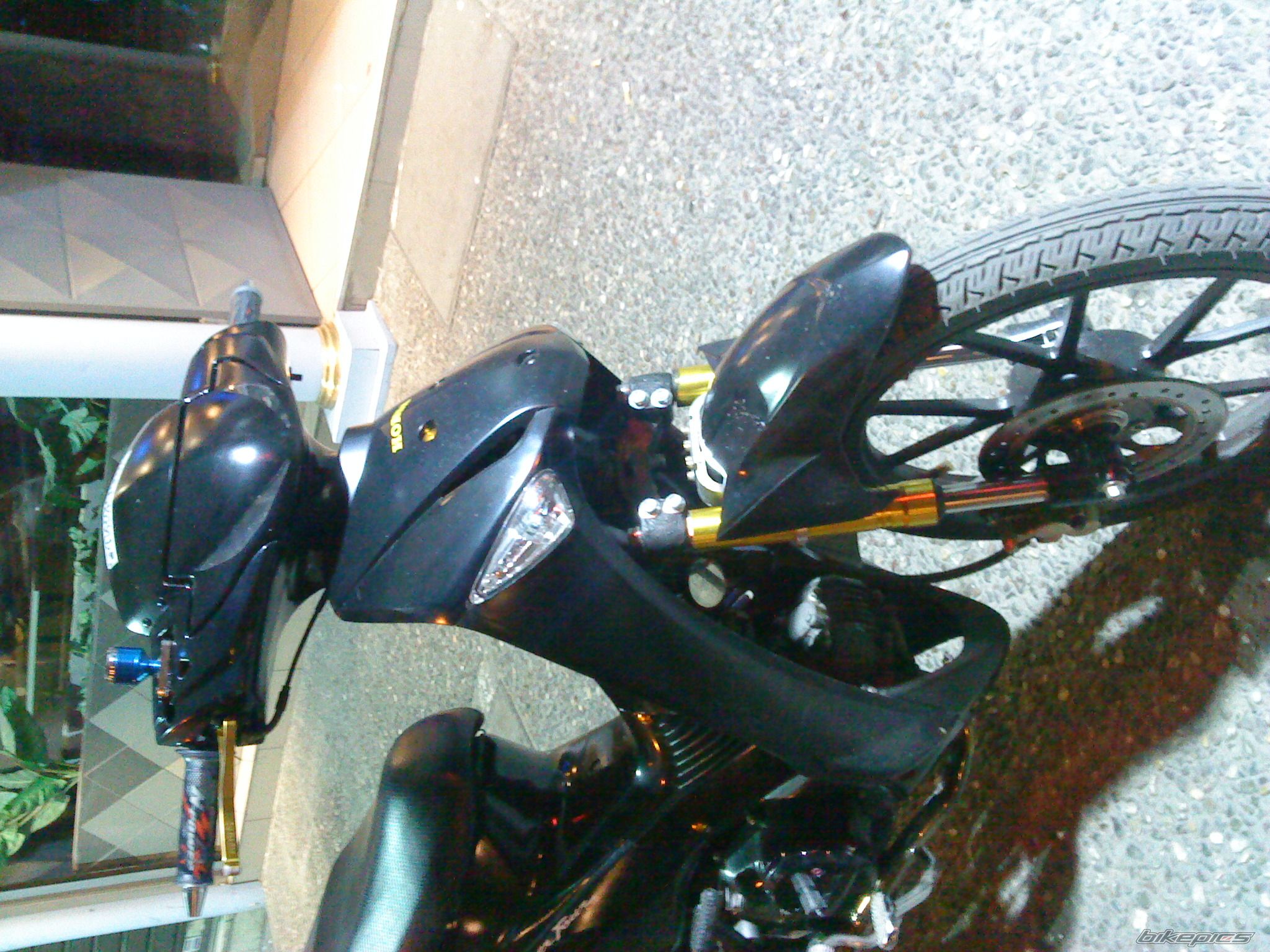 Photo 1835072