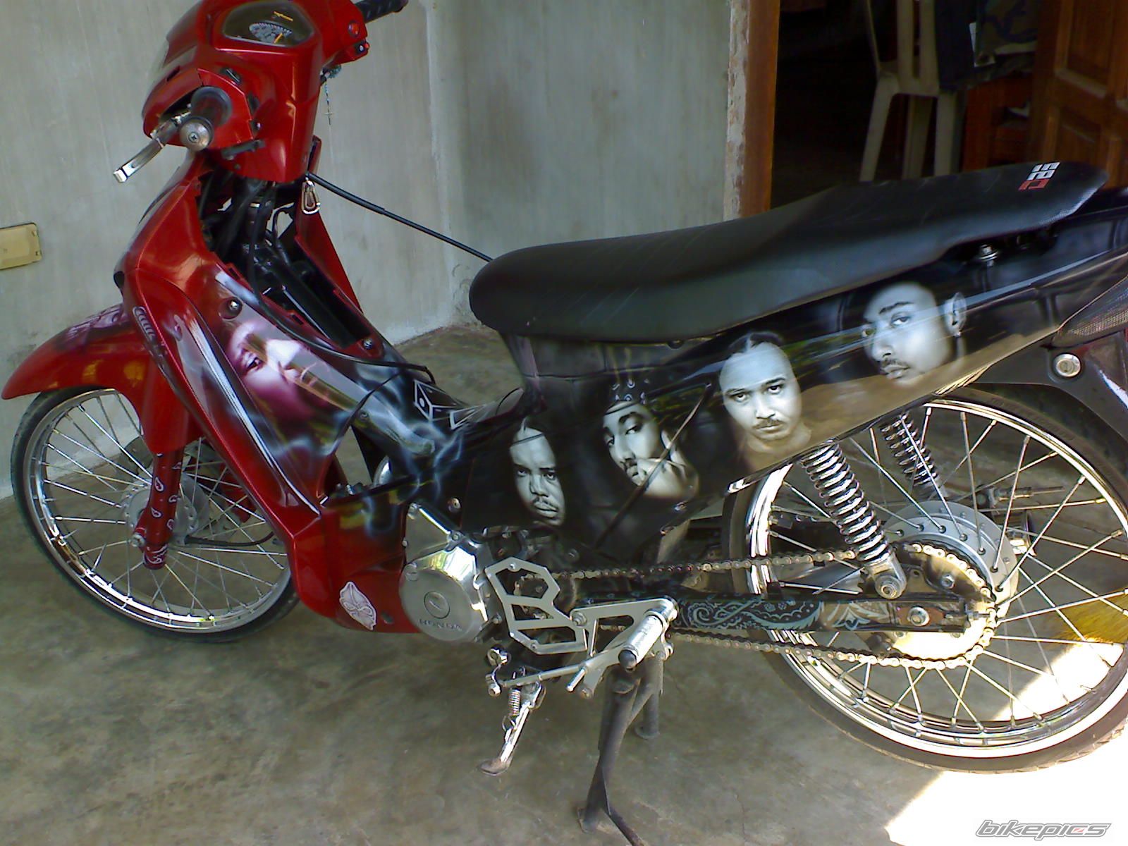 Photo 1835443