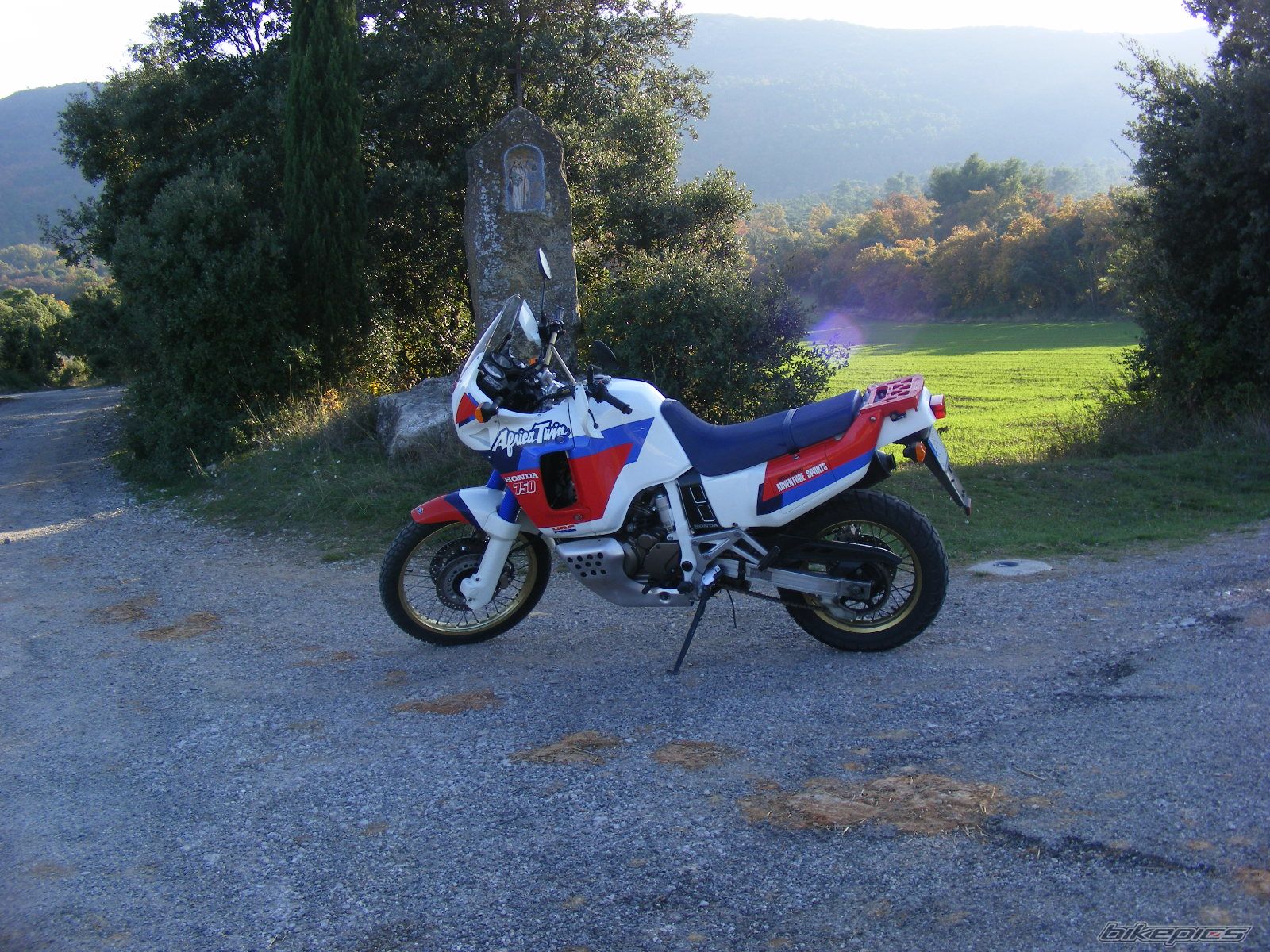 Photo 1835607