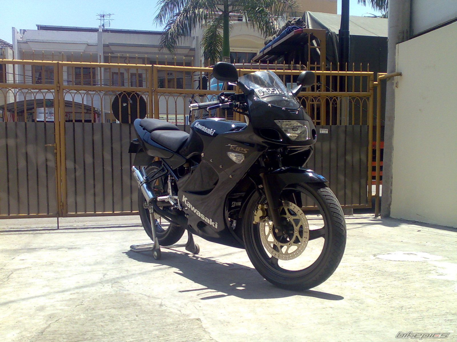 Photo 1835623