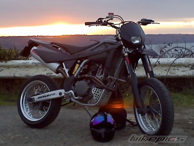 Photo 1835690