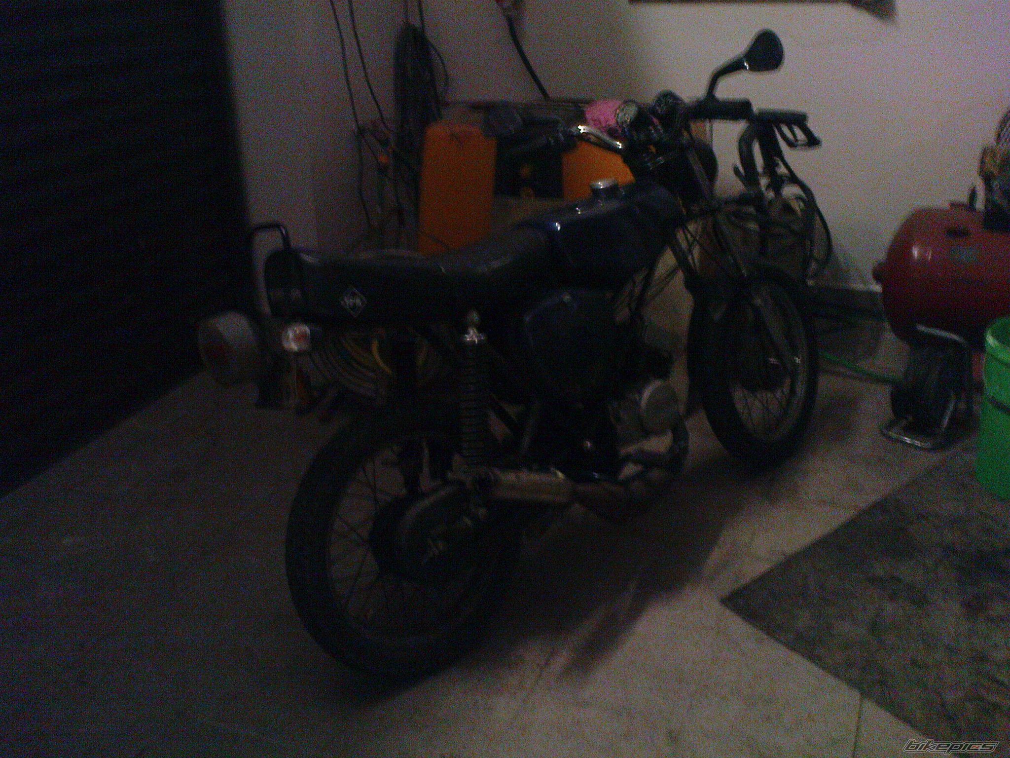 Photo 1836074