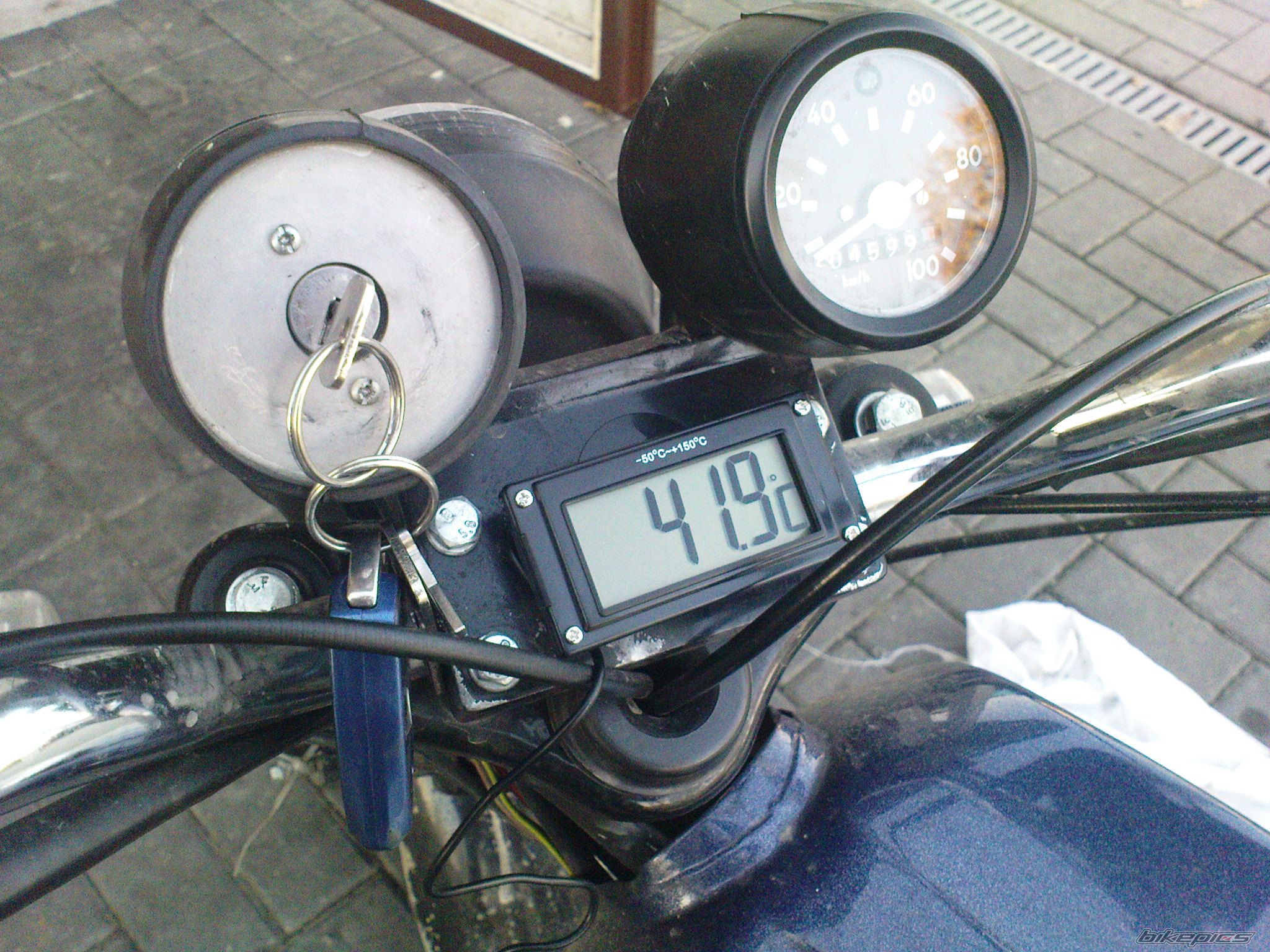 Photo 1836075
