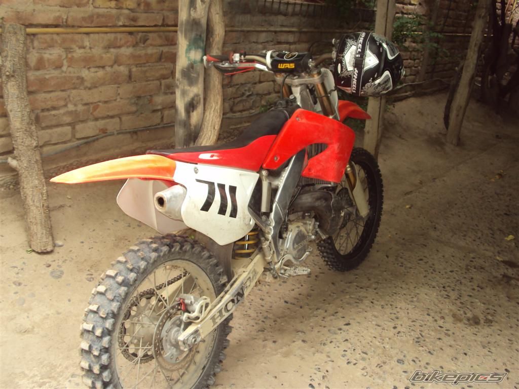 Photo 1836086