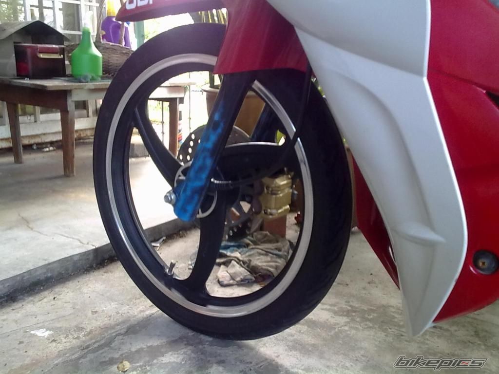 Photo 1836340