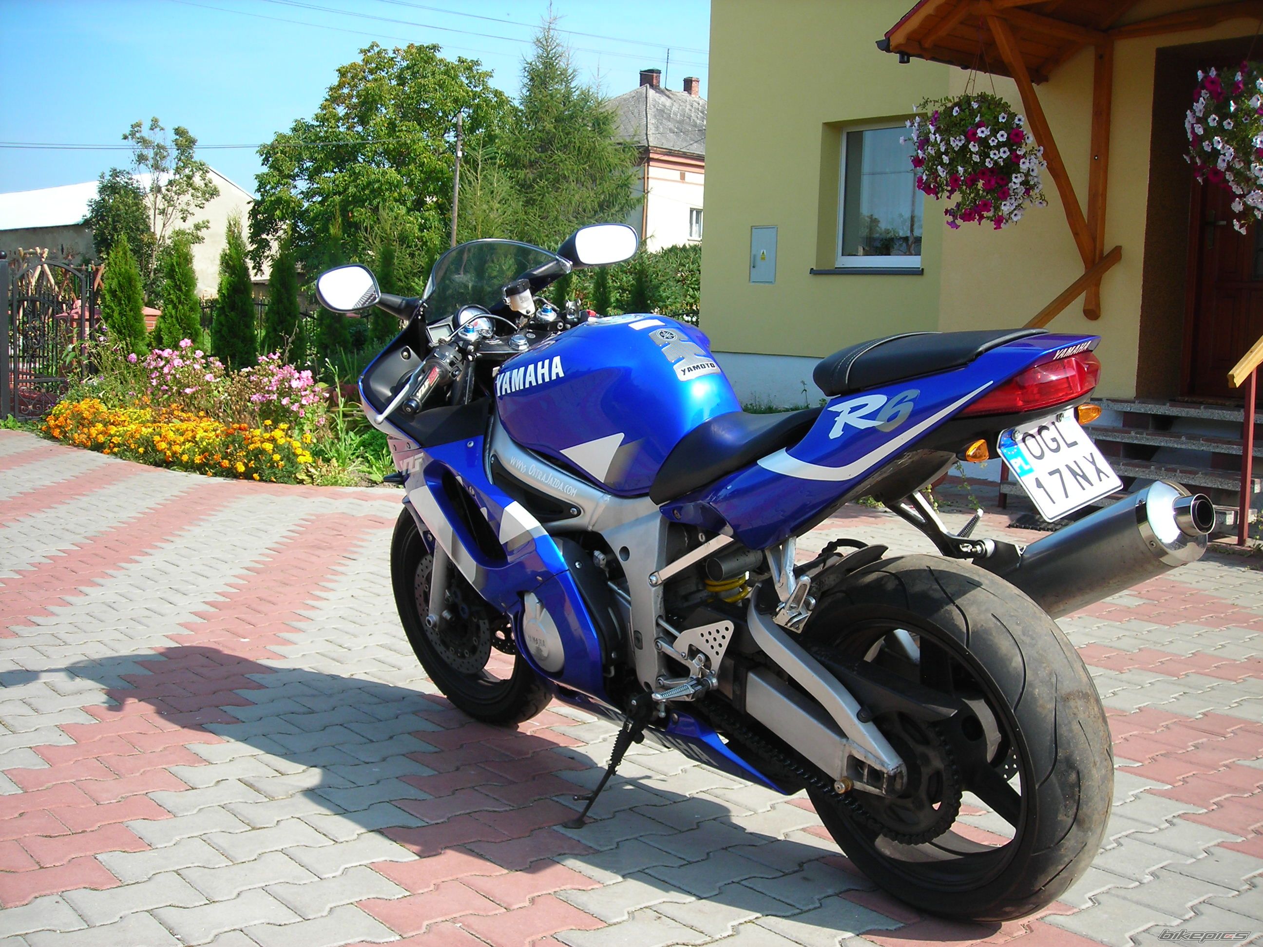 Photo 1836365