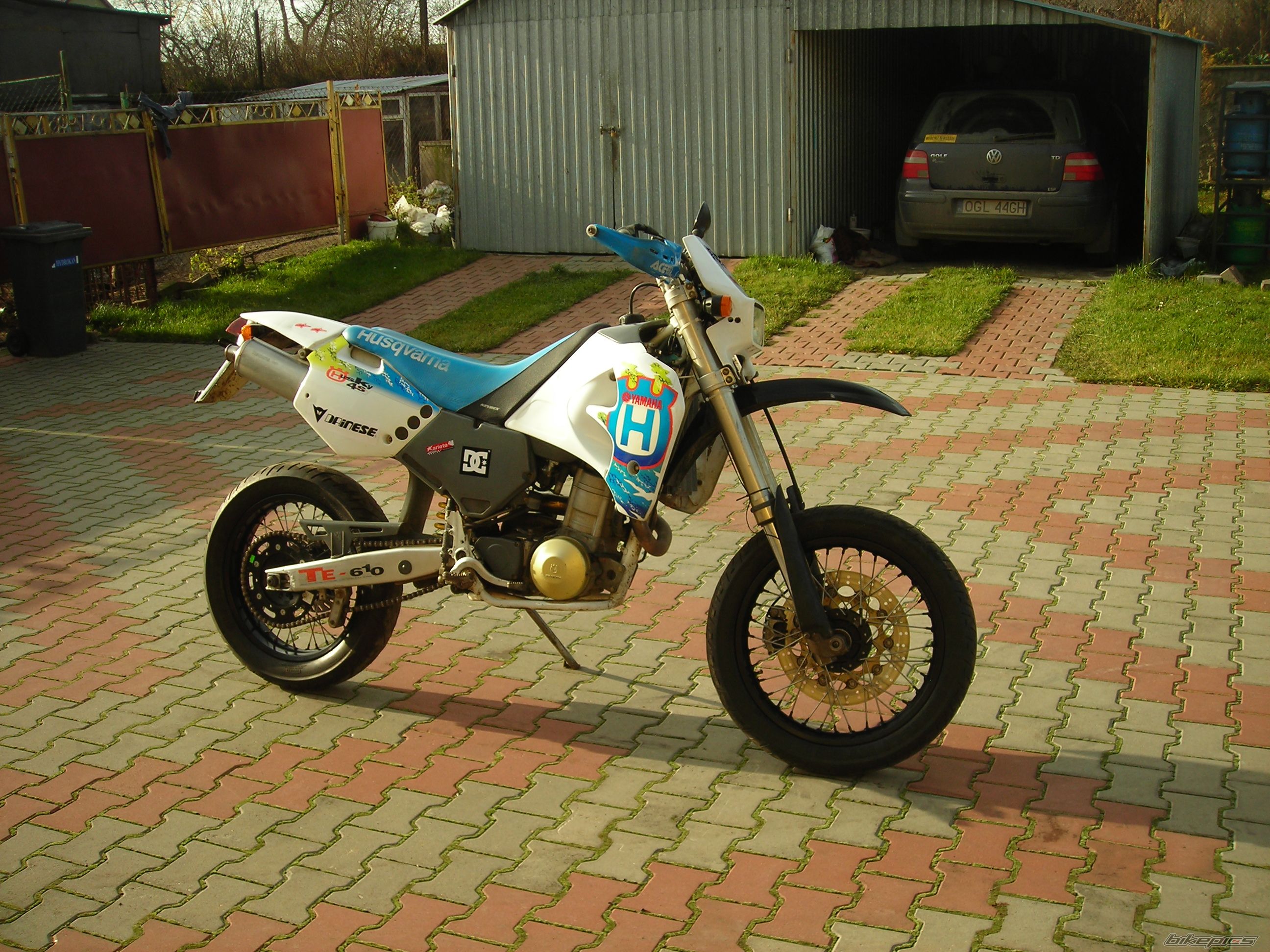 Photo 1836370