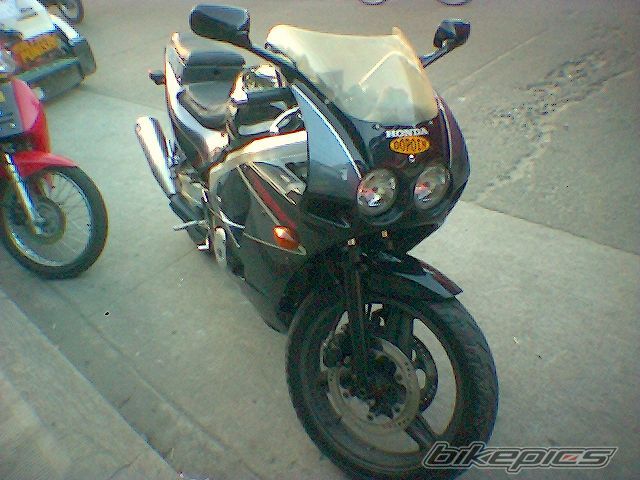 Photo 1836468