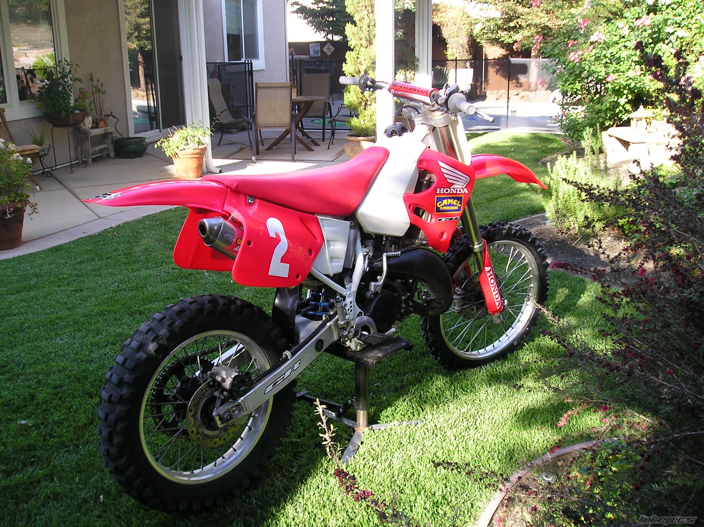 Photo 1836760