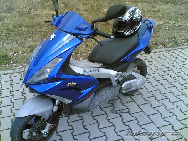 Photo 1836818