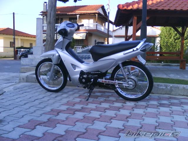 Photo 1836831