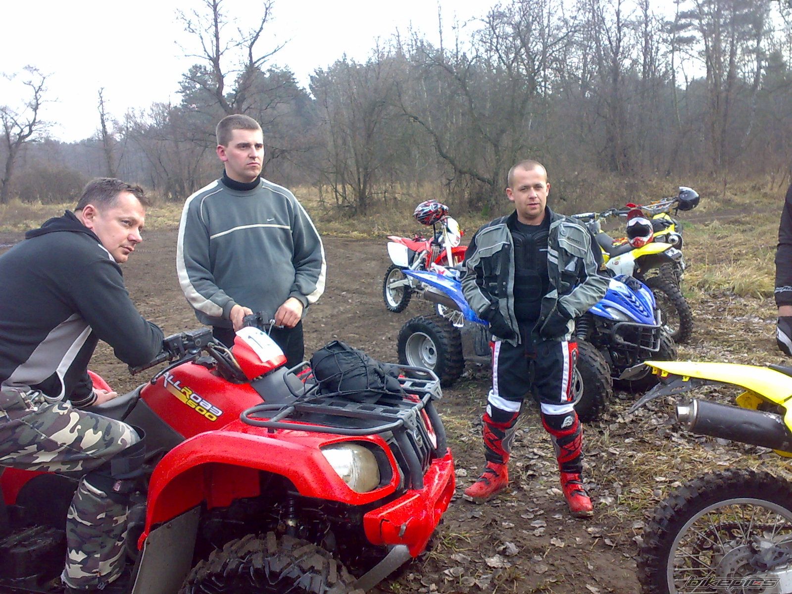Photo 1836849
