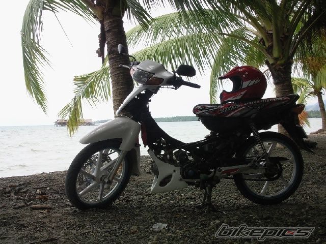 Photo 1837230