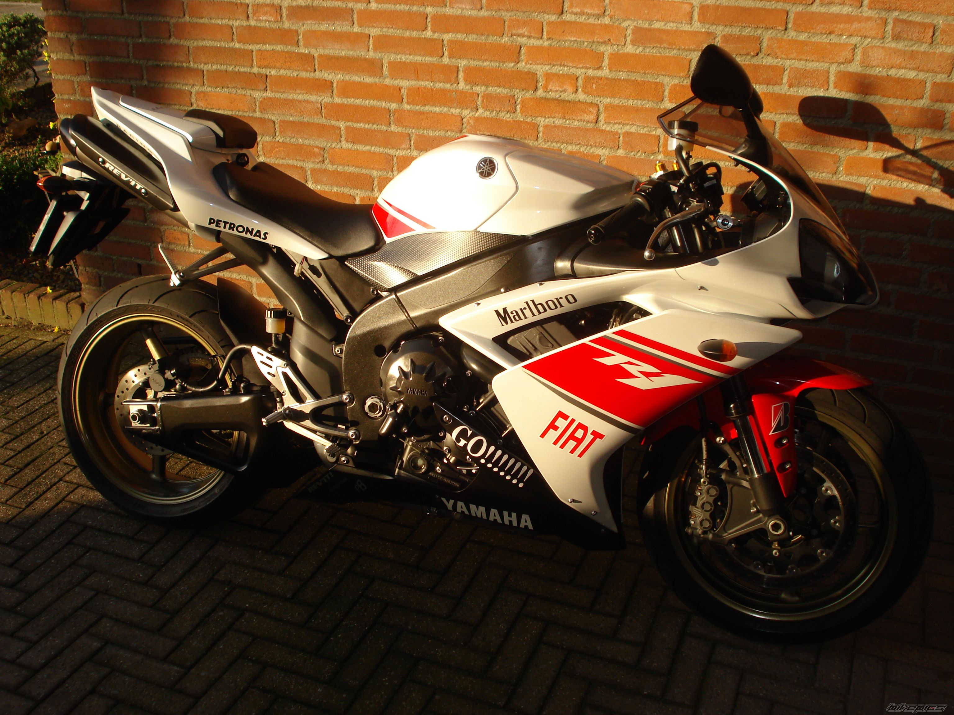 Photo 1837330