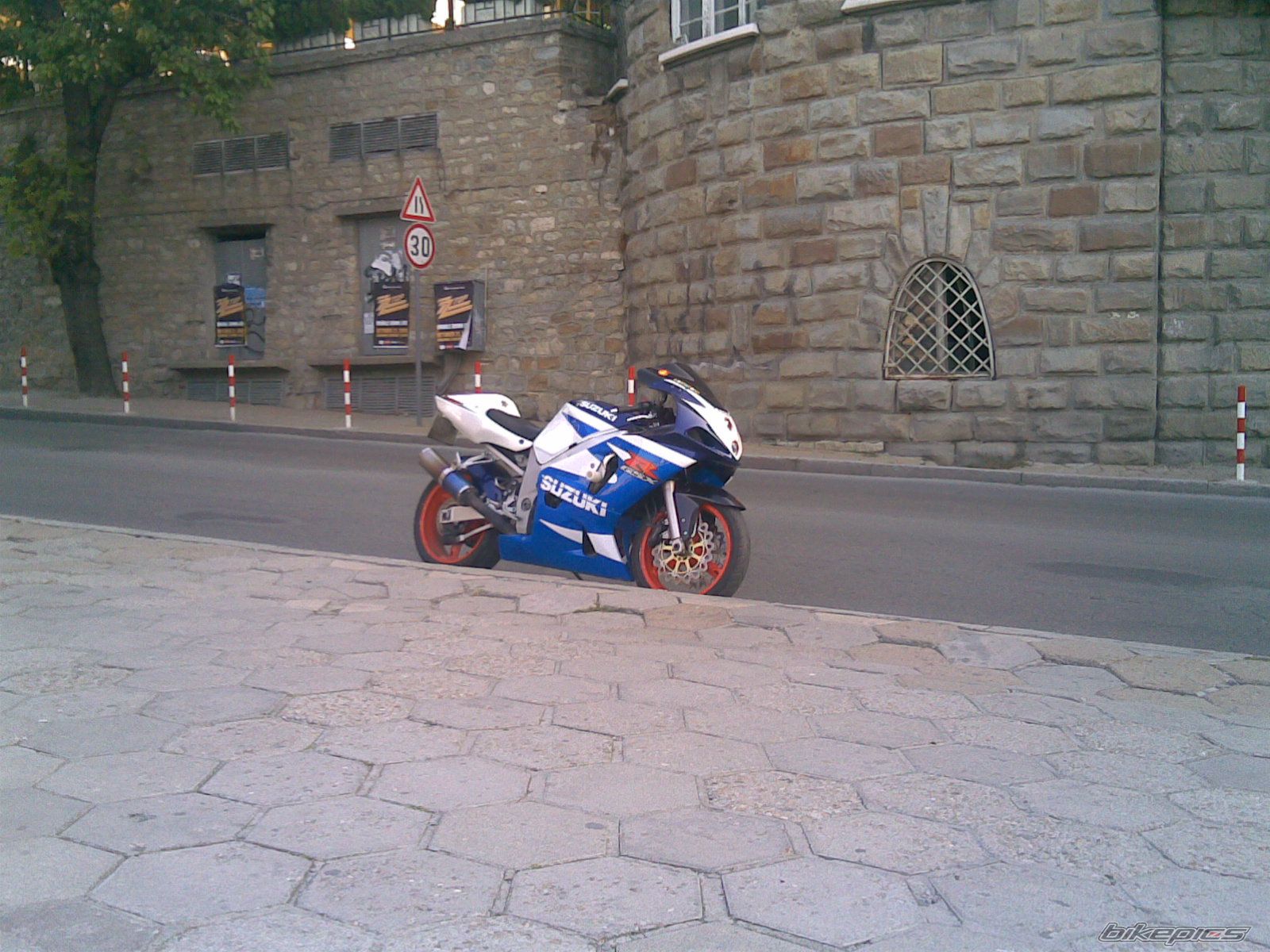 Photo 1837385