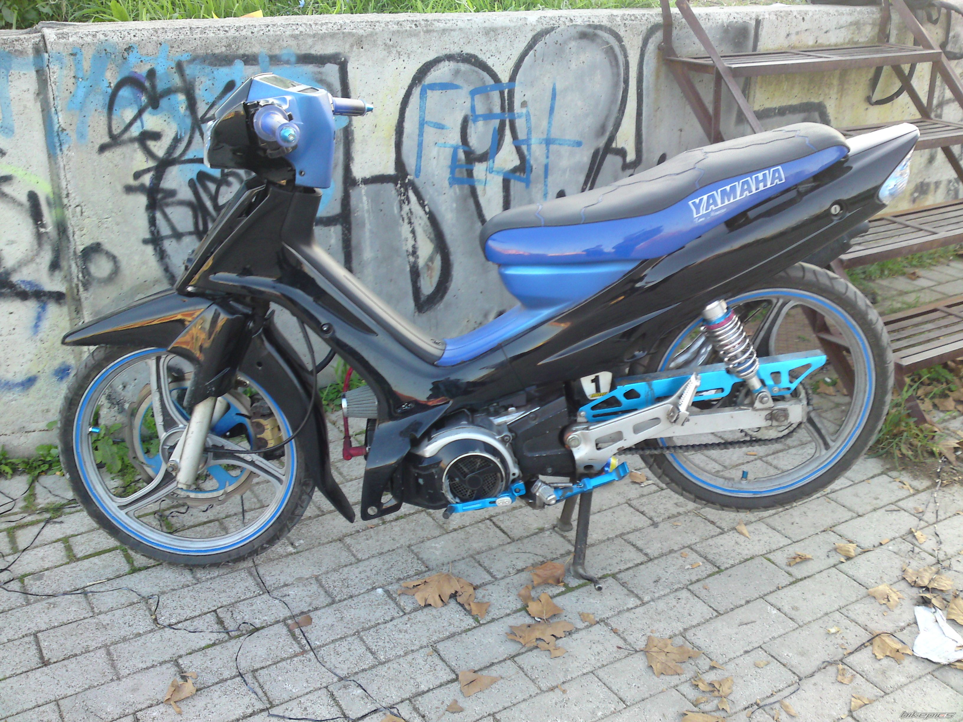 Photo 1837682